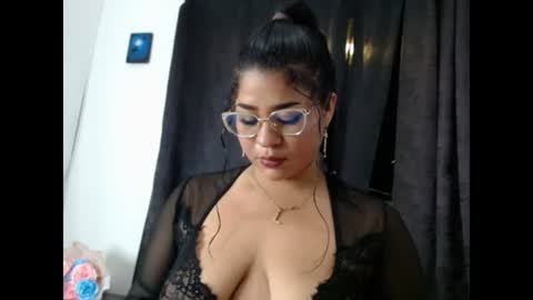yelly online show from 19, 6, 2026