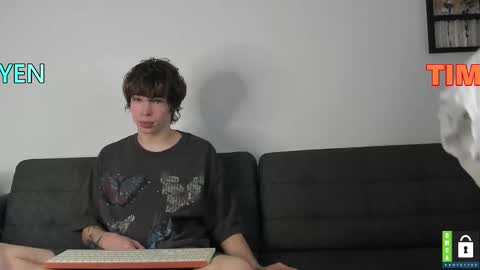 Snapshot of yen2025 chatting on 30, 10, 2025 Yen online show from 30, 10, 2025