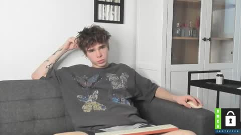 Snapshot of yen2025 chatting on 29, 11, 2025 Yen online show from 29, 11, 2025