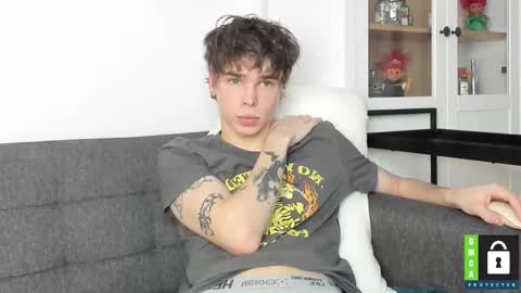 Snapshot of yen2025 chatting on 1, 12, 2025 Yen online show from 1, 12, 2025