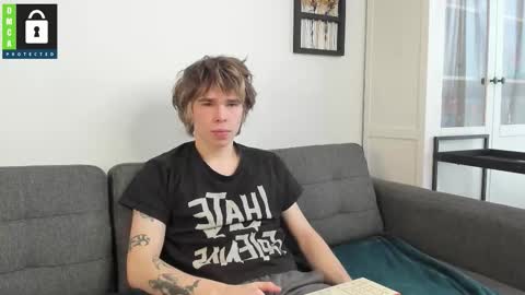 Snapshot of yen2025 chatting on 12, 3, 2026 Yen online show from 12, 3, 2026