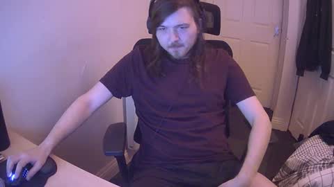 Snapshot of yeovil_alex chatting on 20, 12, 2024 Alex online show from 20, 12, 2024