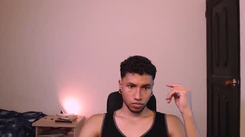 Snapshot of yerfon_s1 chatting on 14, 1, 2025 Yeff ind. model online show from 14, 1, 2025