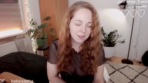 Snapshot of yes_itstrue chatting on 2, 2, 2025 Sasha online show from 2, 2, 2025