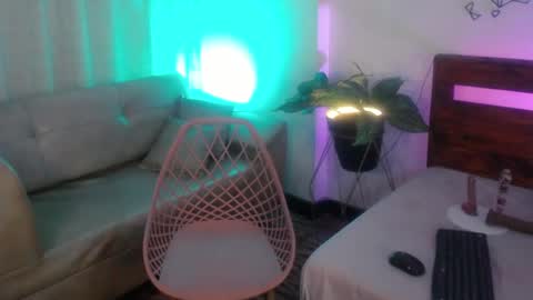 Yeseniaa25  online show from 2, 10, 2025