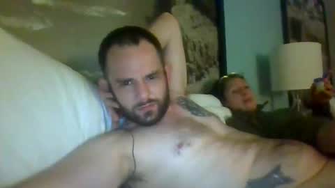 Snapshot of yesinchris7 chatting on 8, 11, 2025 yesinchris7 online show from 8, 11, 2025