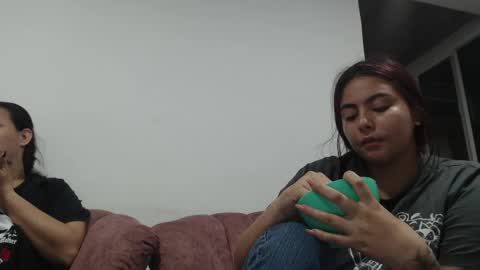 yessica and andres online show from 7, 5, 2026