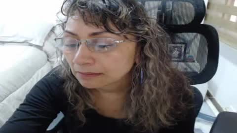 Snapshot of yessilatin chatting on 14, 7, 2026 jessy online show from 14, 7, 2026