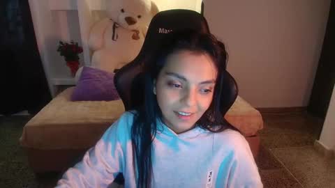 Paola  online show from 23, 3, 2026