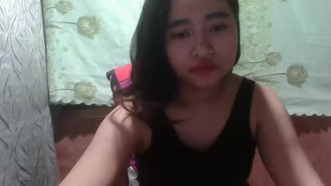 yhang_19 online show from 20, 10, 2025