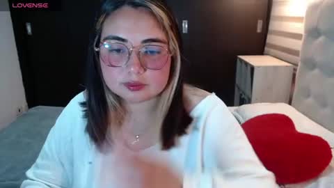 hii i am yini online show from 13, 7, 2026