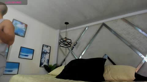 Yiyo online show from 29, 12, 2024