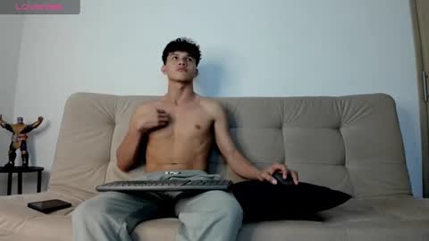 yizus_bonz online show from 2, 10, 2025