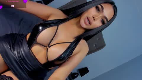 ylonagrae online show from 9, 1, 2025