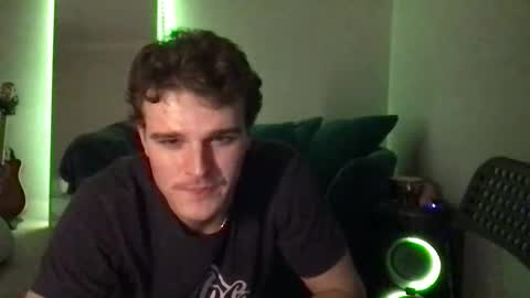 Snapshot of yngdesire1 chatting on 1, 12, 2025 yngdesire1 online show from 1, 12, 2025