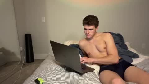 Snapshot of yngdesire1 chatting on 10, 1, 2026 yngdesire1 online show from 10, 1, 2026