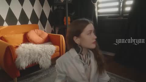 Snapshot of ynnenbrynn chatting on 3, 2, 2026 ynnenbrynn online show from 3, 2, 2026