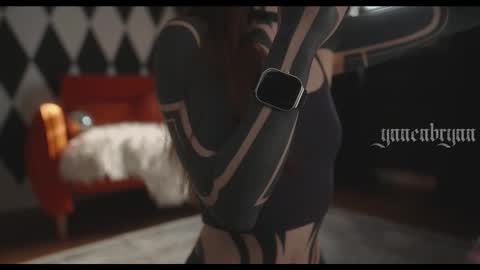 Snapshot of ynnenbrynn chatting on 19, 2, 2026 ynnenbrynn online show from 19, 2, 2026