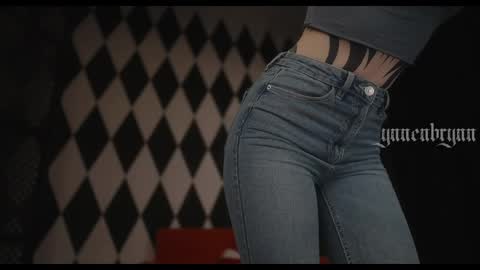 Snapshot of ynnenbrynn chatting on 27, 3, 2026 ynnenbrynn online show from 27, 3, 2026