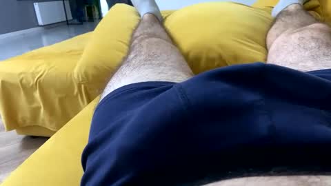 Snapshot of ynno31 chatting on 12, 11, 2025 Giannis online show from 12, 11, 2025