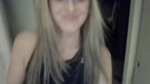 yogabuttttttt online show from 18, 3, 2026