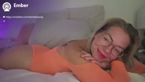 Yogiblondebangme online show from 13, 7, 2026