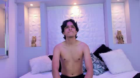 Snapshot of yoiirchi chatting on 8, 4, 2026 Yoiirchi online show from 8, 4, 2026