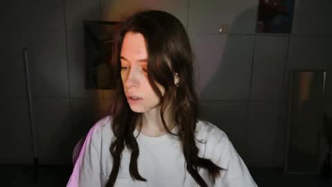 yoka_paradoxxx online show from 18, 1, 2026