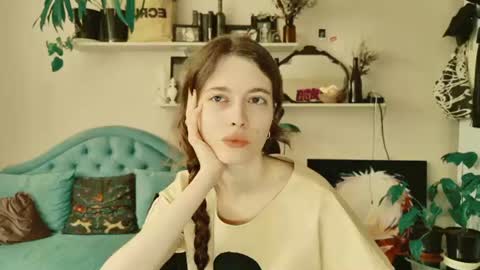 yoka_paradoxxx online show from 23, 6, 2026