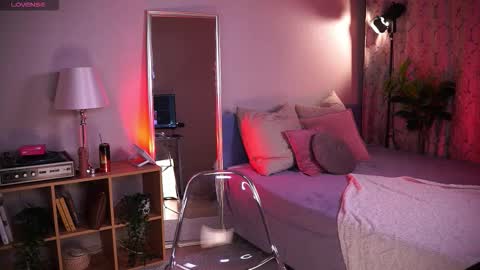 Yoko online show from 20, 12, 2025