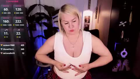 Snapshot of yolanda_kiss chatting on 2, 7, 2026 Yolanda online show from 2, 7, 2026