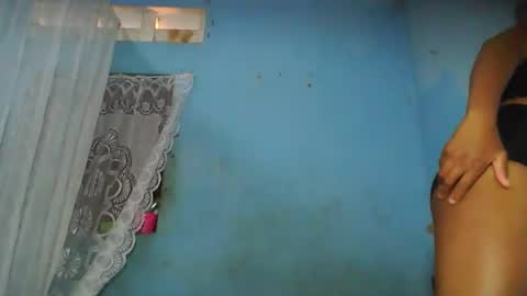 yolandrina90 online show from 20, 10, 2025