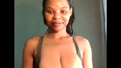 amazingkellyxx online show from 18, 1, 2025