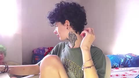 Little Mike Independent model online show from 7, 11, 2025