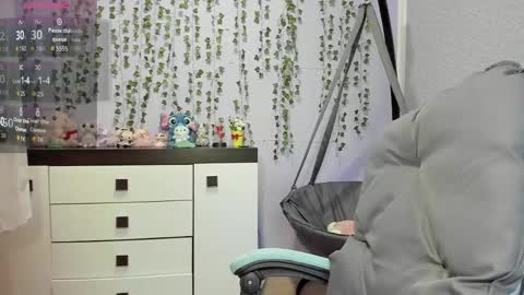 yoonhee_ki online show from 6, 5, 2026