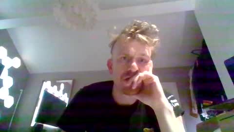 yoshiyoshi69 online show from 20, 3, 2026