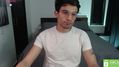 yoshy_man online show from 20, 11, 2025