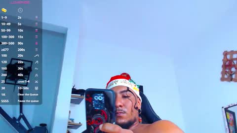 Snapshot of yosoy_enzo2020 chatting on 10, 11, 2025 Enzo online show from 10, 11, 2025