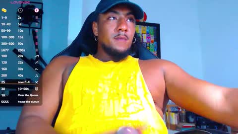 Snapshot of yosoy_enzo2020 chatting on 19, 11, 2025 Enzo online show from 19, 11, 2025