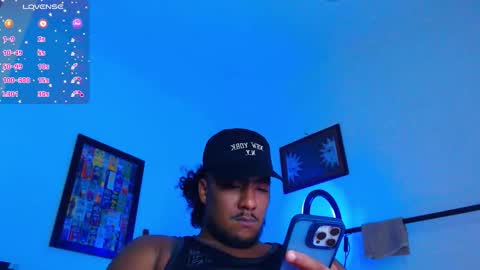 Snapshot of yosoy_enzo2020 chatting on 19, 3, 2026 Enzo online show from 19, 3, 2026