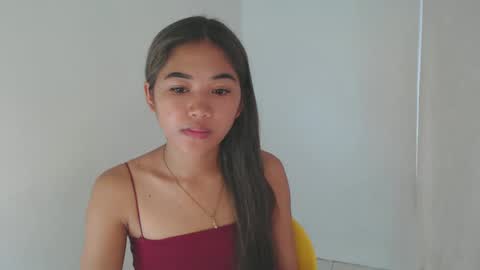 Snapshot of yosufloversweet chatting on 2, 2, 2025 fin online show from 2, 2, 2025