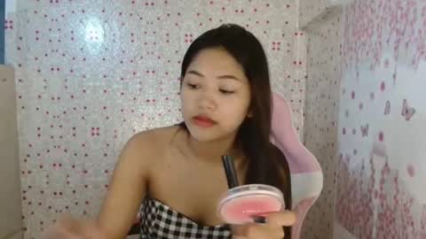 Snapshot of yosufloversweet chatting on 22, 9, 2025 fin online show from 22, 9, 2025