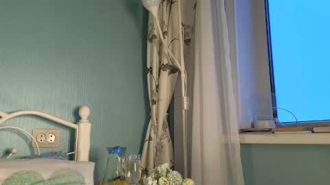 Snapshot of you_desire chatting on 4, 2, 2025 Liliya online show from 4, 2, 2025