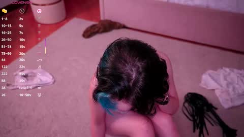 Snapshot of you_fell_in_love chatting on 9, 9, 2025 Elizabeth brunette -- Darline blonde  online show from 9, 9, 2025