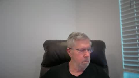 Colorado Guy Straight online show from 28, 7, 2026