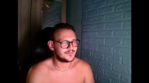 A... online show from 17, 9, 2025