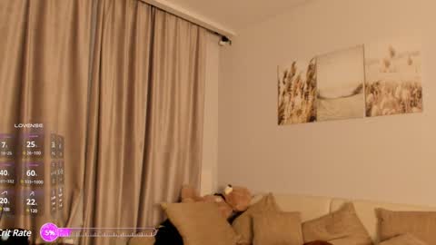 Camilla online show from 21, 2, 2025