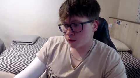 Snapshot of your_boyfriend123 chatting on 6, 6, 2026 Max online show from 6, 6, 2026