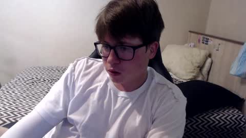 Snapshot of your_boyfriend123 chatting on 29, 6, 2026 Max online show from 29, 6, 2026