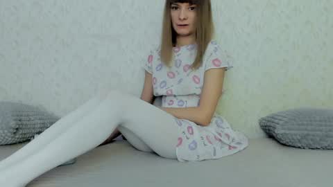 Lily online show from 3, 12, 2024